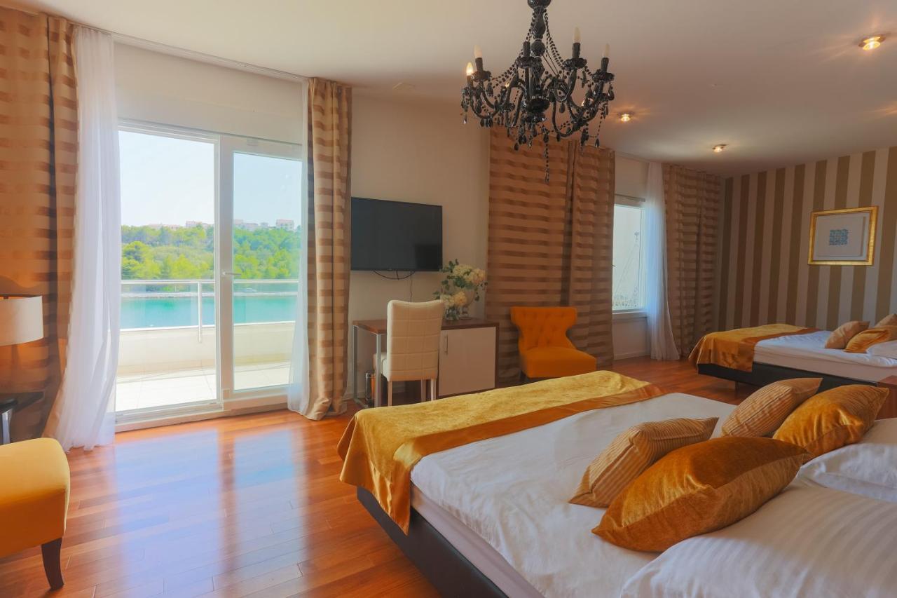 Perla Resort Rogoznica  Ngoại thất bức ảnh